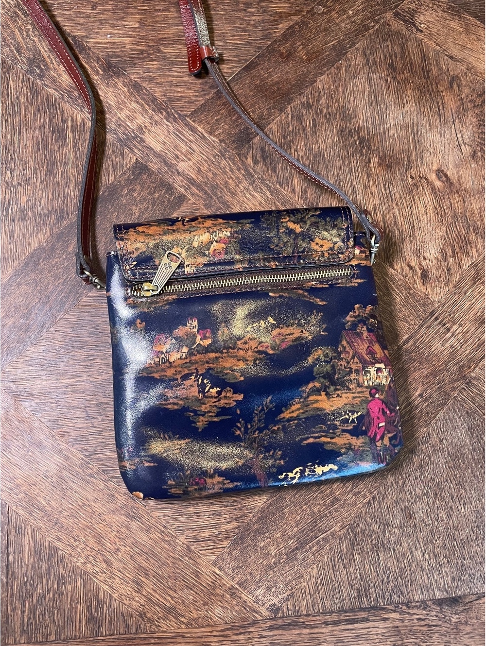 Patricia Nash navy blue equestrian graphic crossbody leather purse - Picture 3 of 5